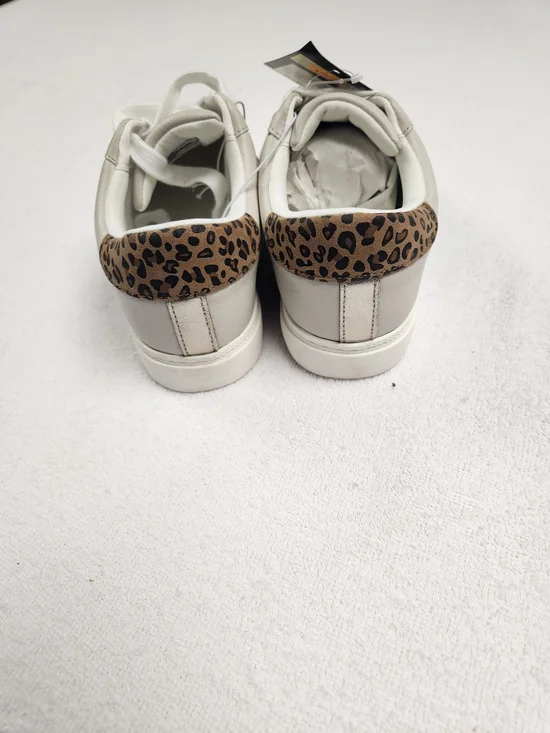 ART CLASS Neutral Leopard Accent Sneakers with Star DetaiL-SIZE 5 - Picture 4 of 6
